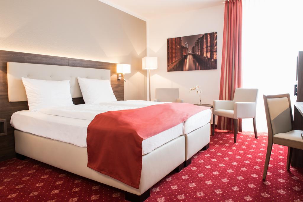 Hotel Novostar Gottinga Esterno foto